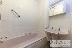 bathroom- click for photo gallery